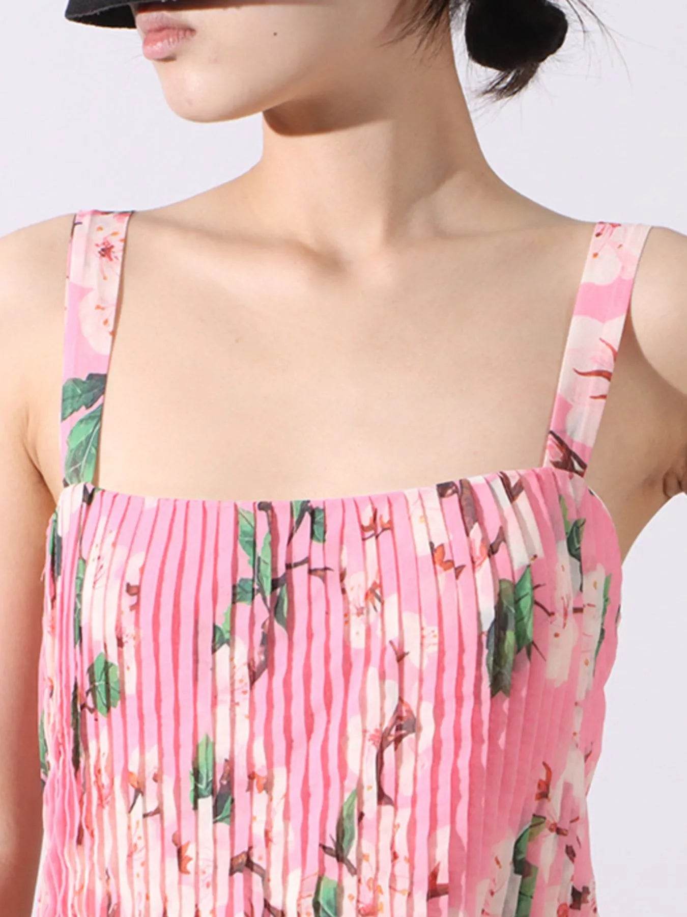 Floral Print Pleated Maxi Dress - Tredona LLC