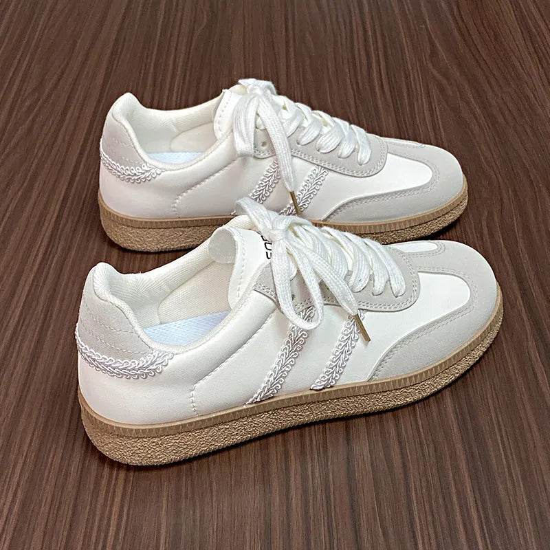 Contrast Lace Up Round Toe Sneakers - Tredona LLC