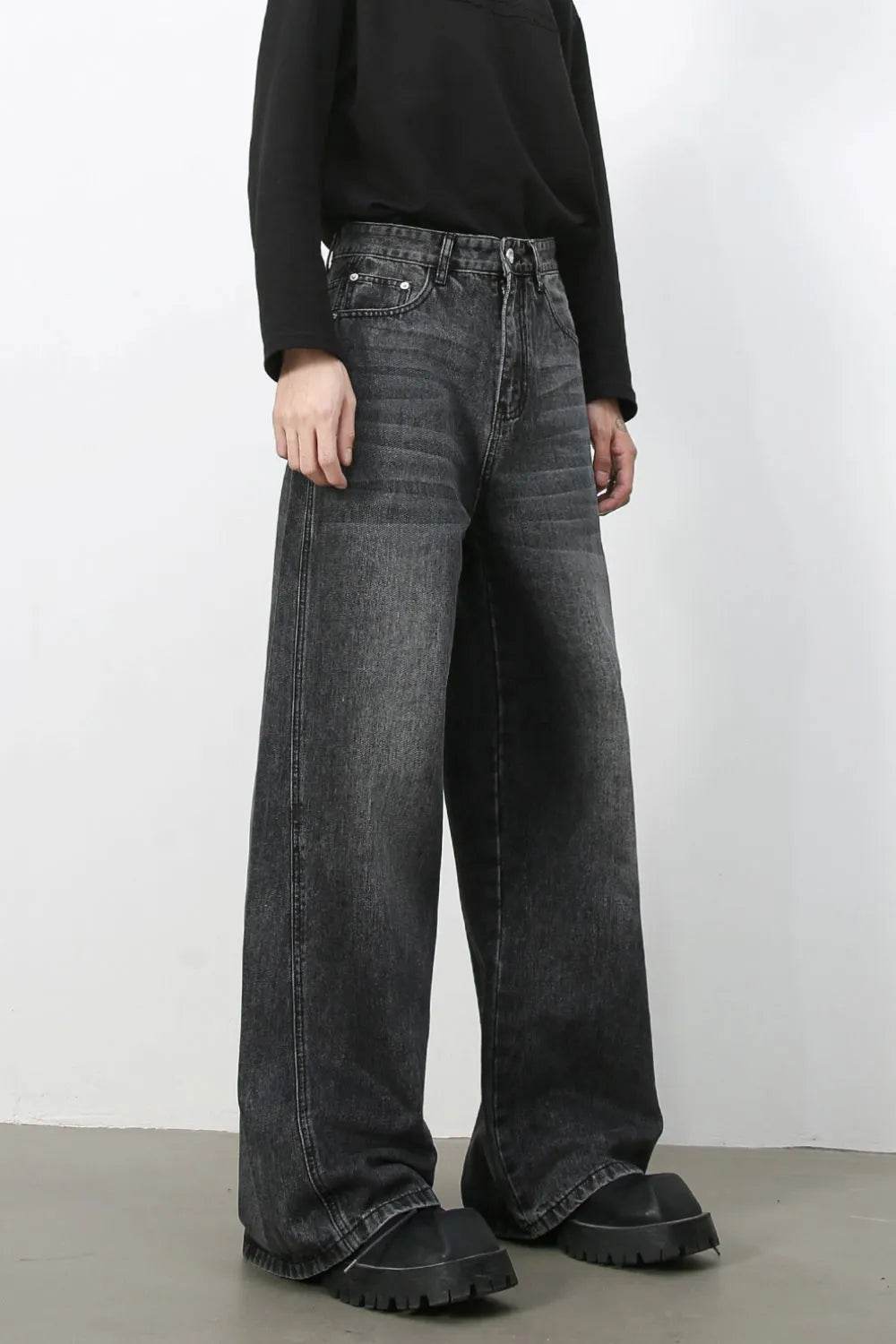 Men's Wide Leg Jeans - Tredona LLC
