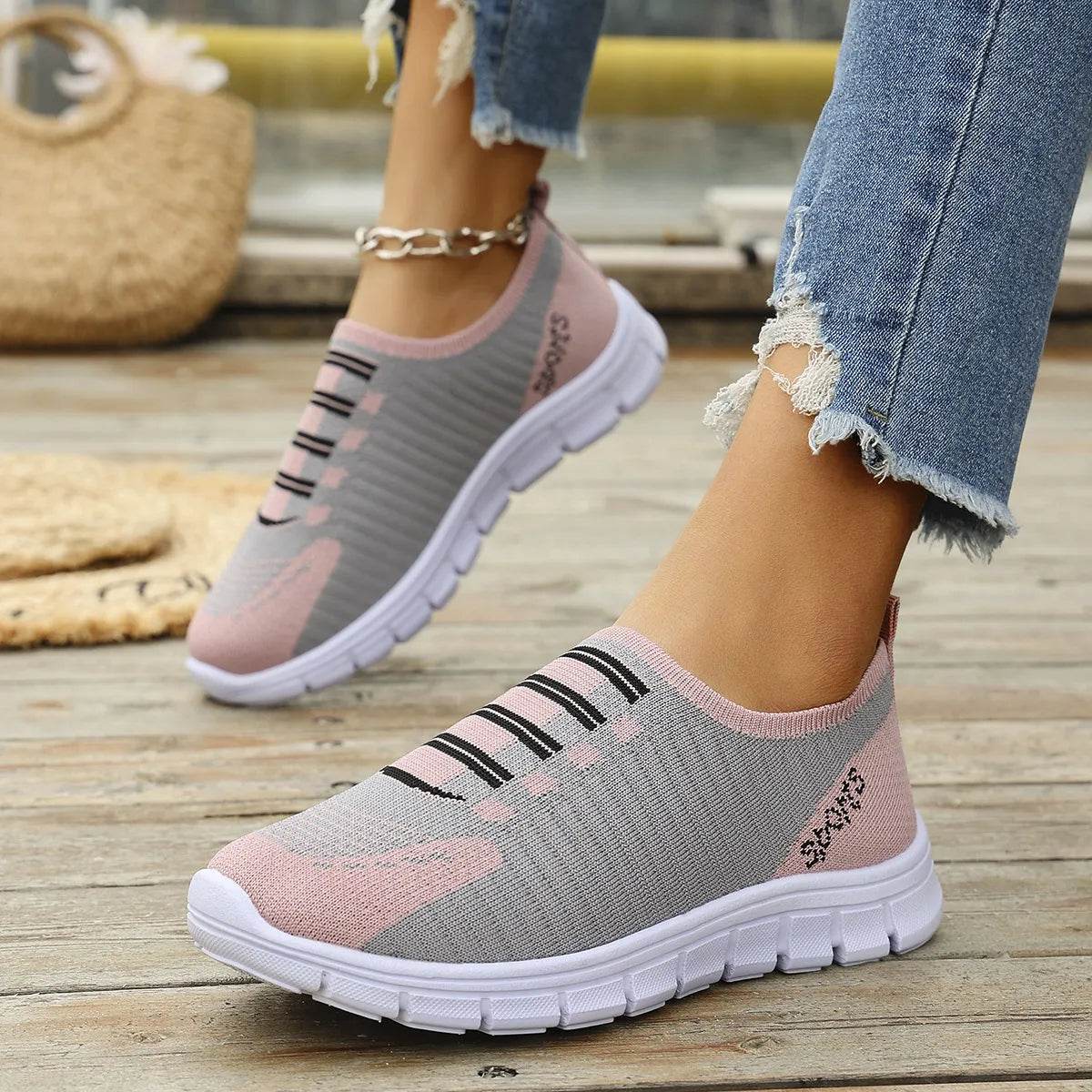 Breathable Mesh Round Toe Sneakers - Tredona LLC