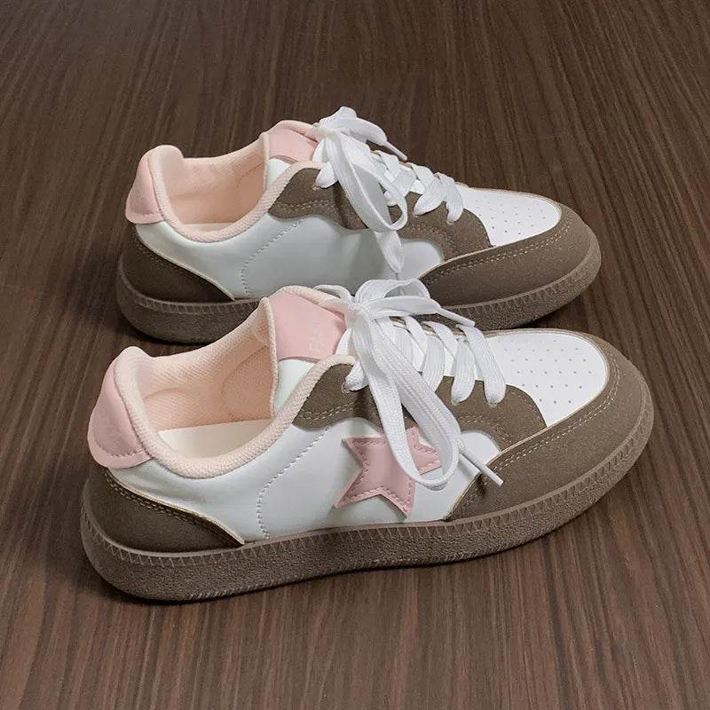 Contrast Star Lace-Up Athletic Sneakers - Tredona LLC