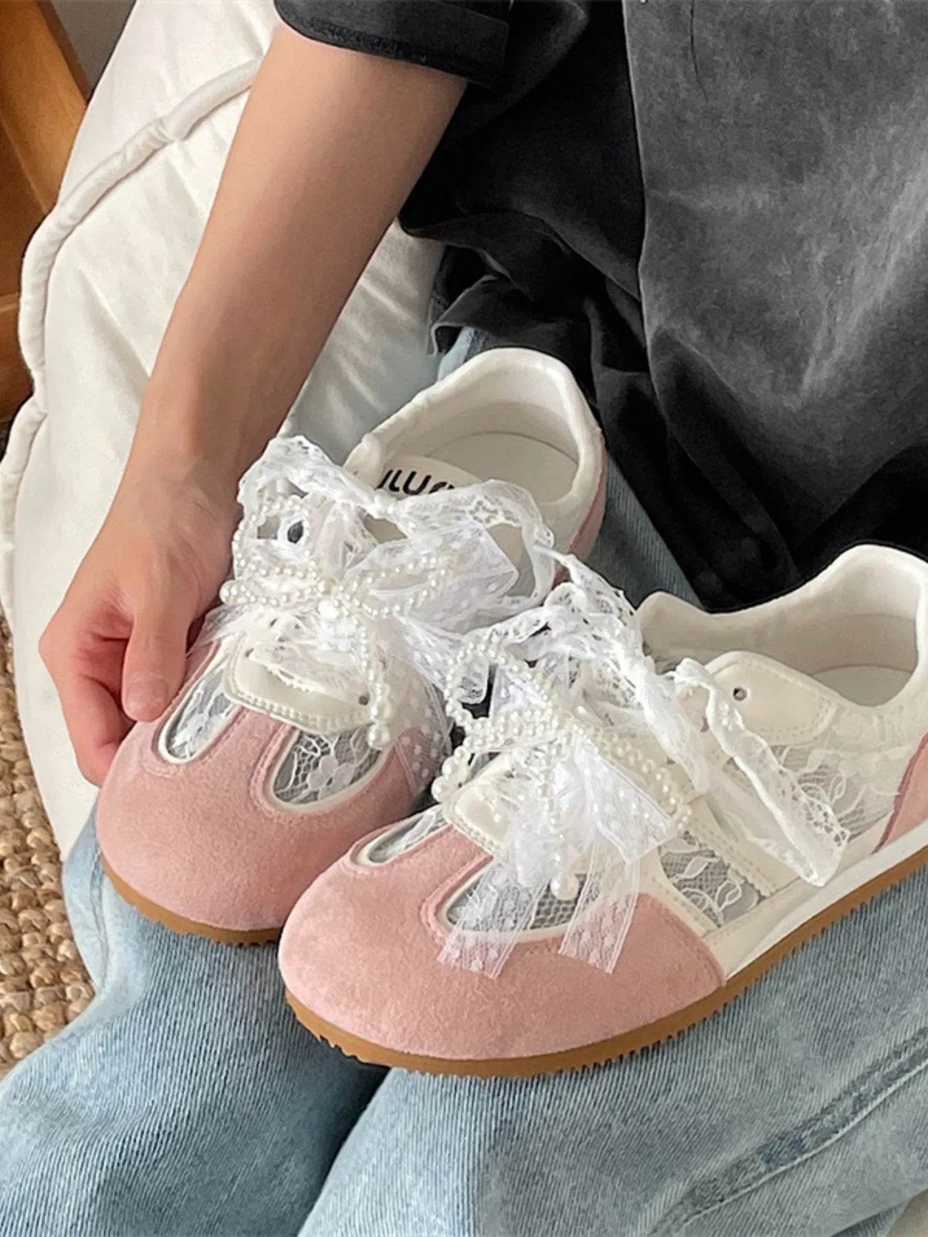 Vintage Lace Ribbon Sneakers - Tredona LLC