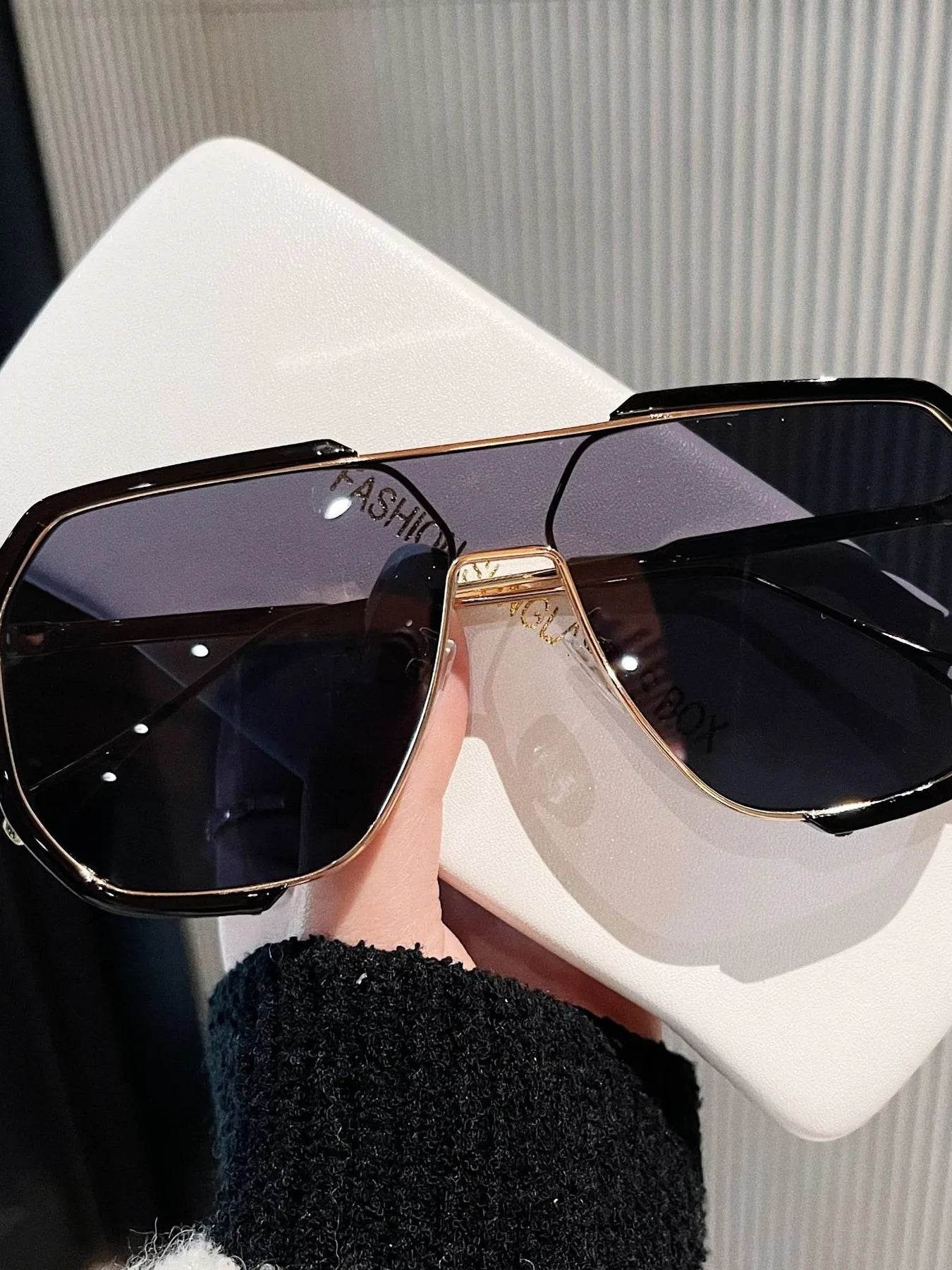 UV Protection Oversized Sunglasses - Tredona LLC