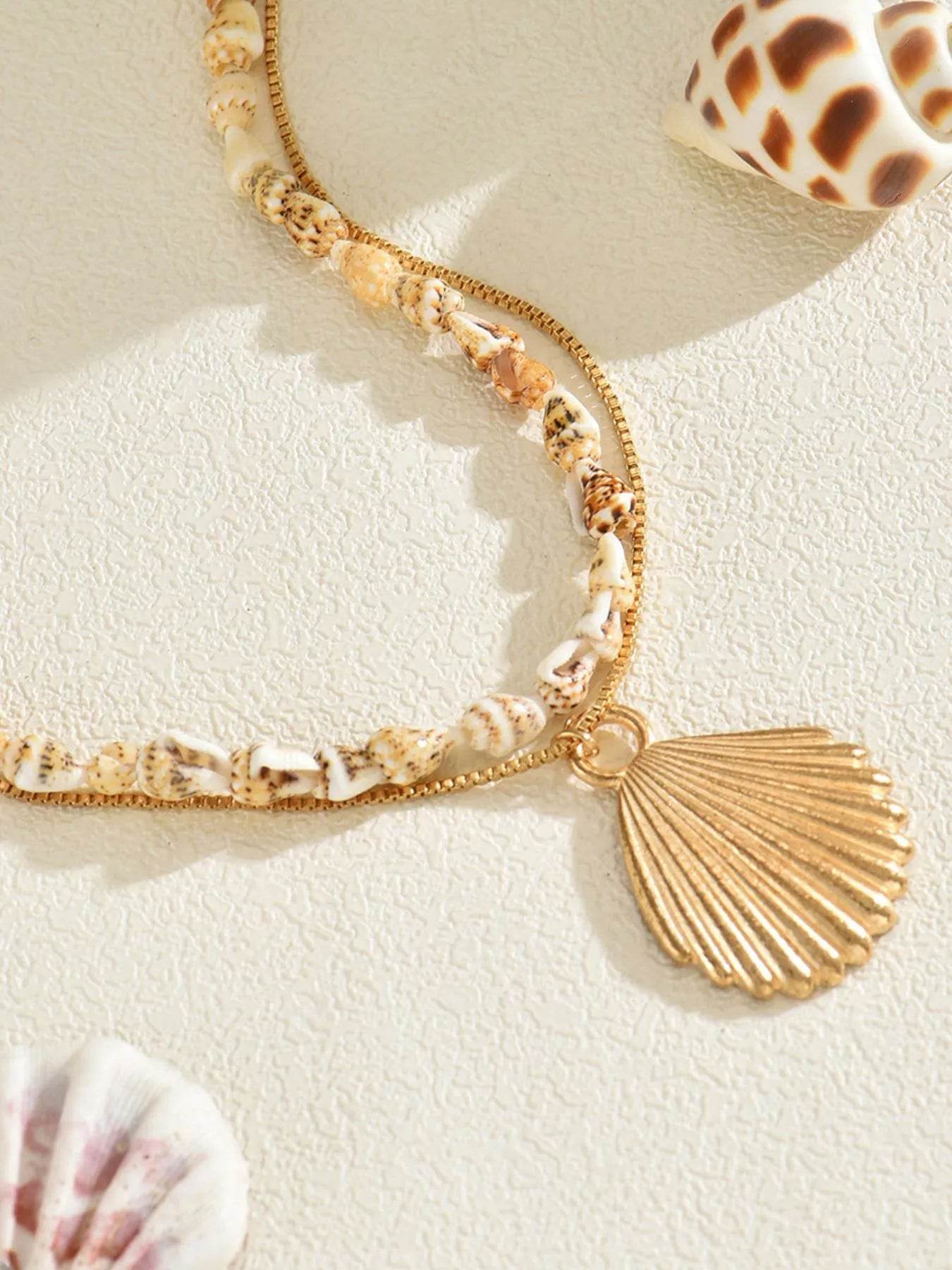 18K Gold-Plated Shell Layered Shell Pendant Necklace - Tredona LLC