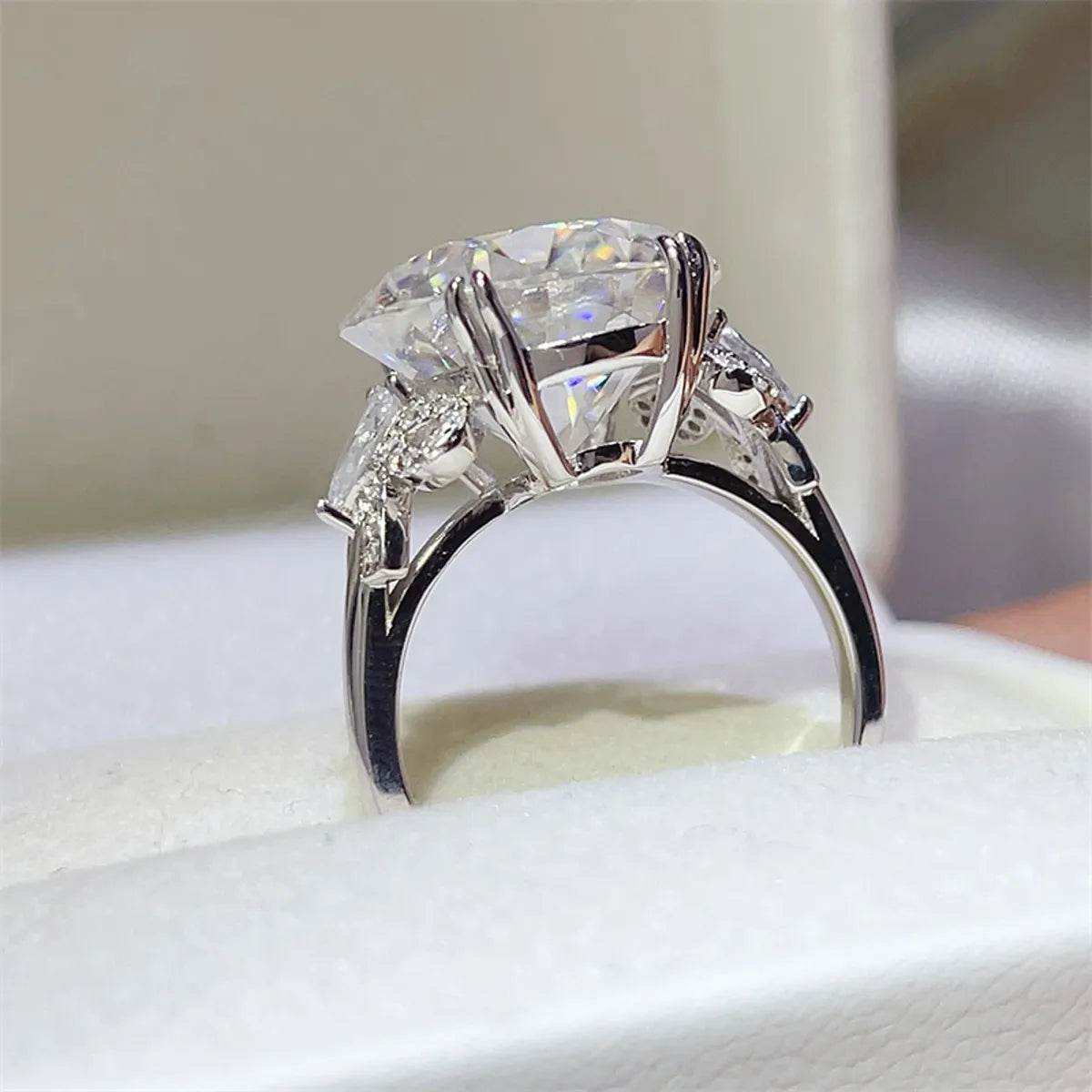 10 Carat Moissanite 925 Sterling Silver Ring - Tredona LLC