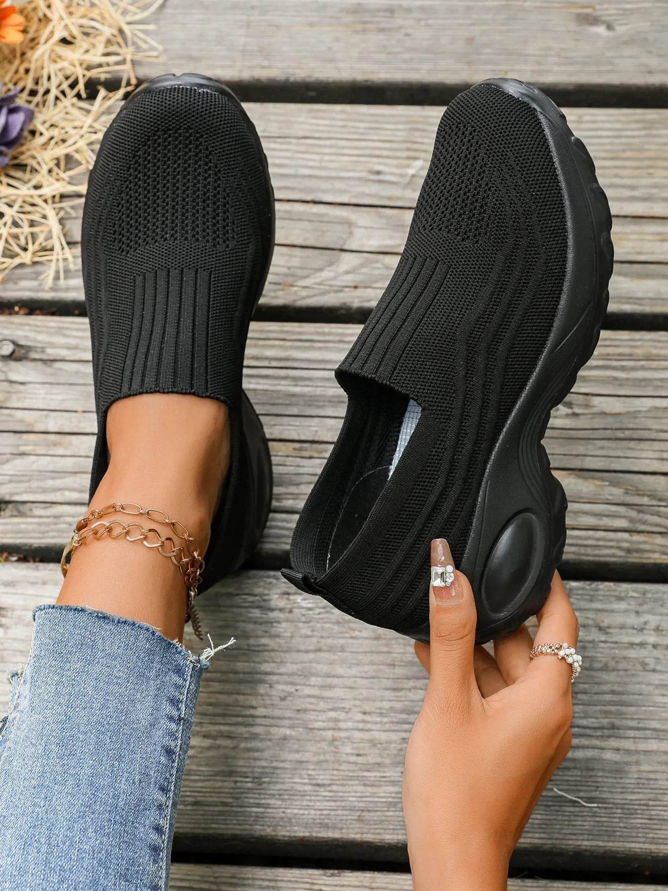 Round Toe Mesh Sneakers - Tredona LLC