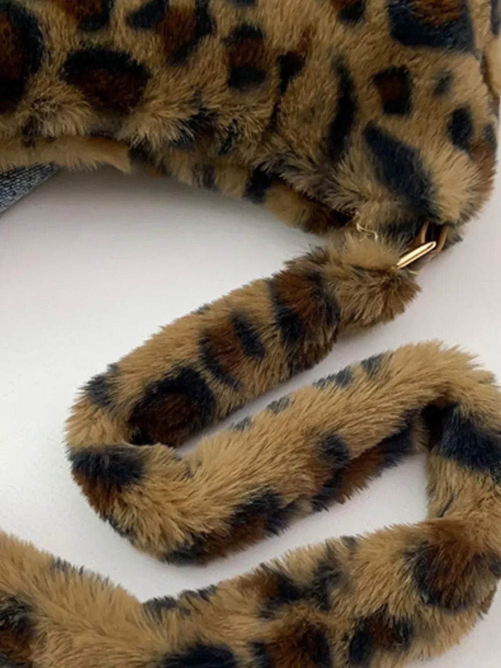 Leopard Fluff Shoulder Bag - Tredona LLC