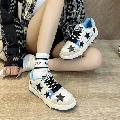 Contrast Star Round Toe Athletic Sneakers - Tredona LLC