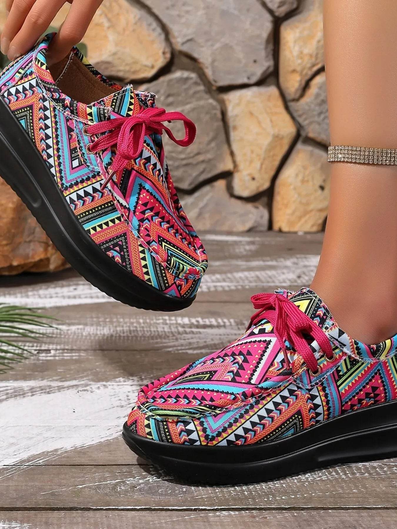 Graffiti Print Platform Sneakers - Tredona LLC