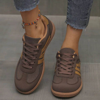 Contrast Lace Up Round Toe Sneakers - Tredona LLC