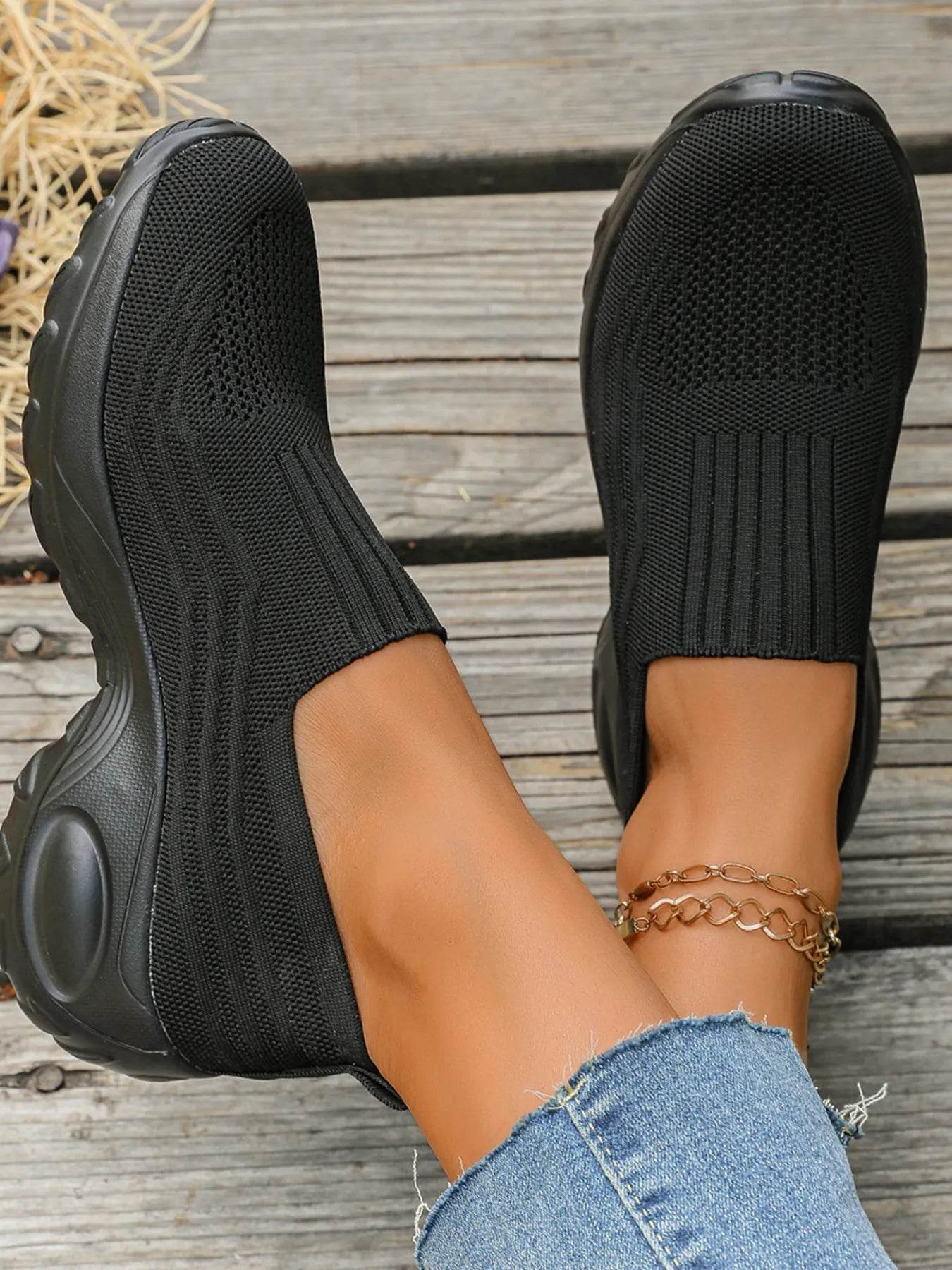 Round Toe Mesh Sneakers - Tredona LLC