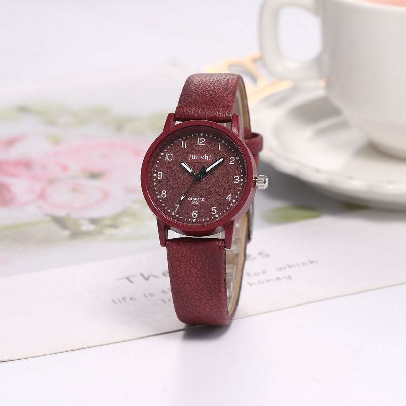 Casual fashion men and women couple quartz watches - Tredona LLC