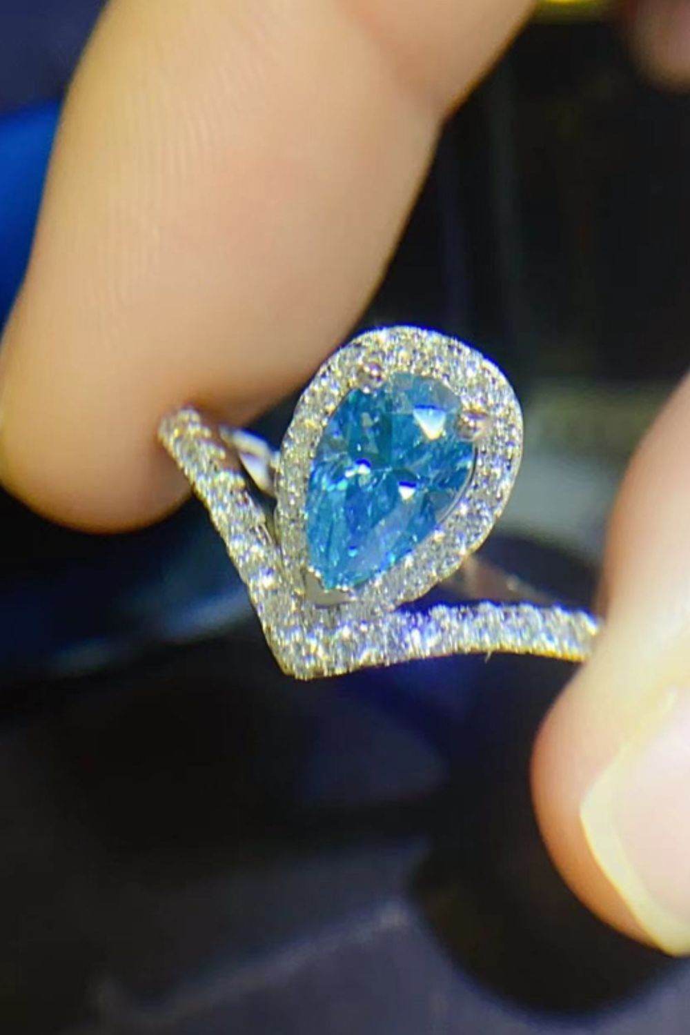 1 Carat Pear Shape Moissanite Heart Ring - Tredona LLC