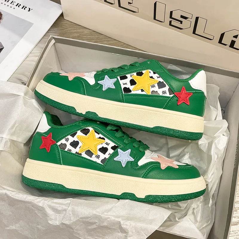 Contrast Star Round Toe Athletic Sneakers - Tredona LLC