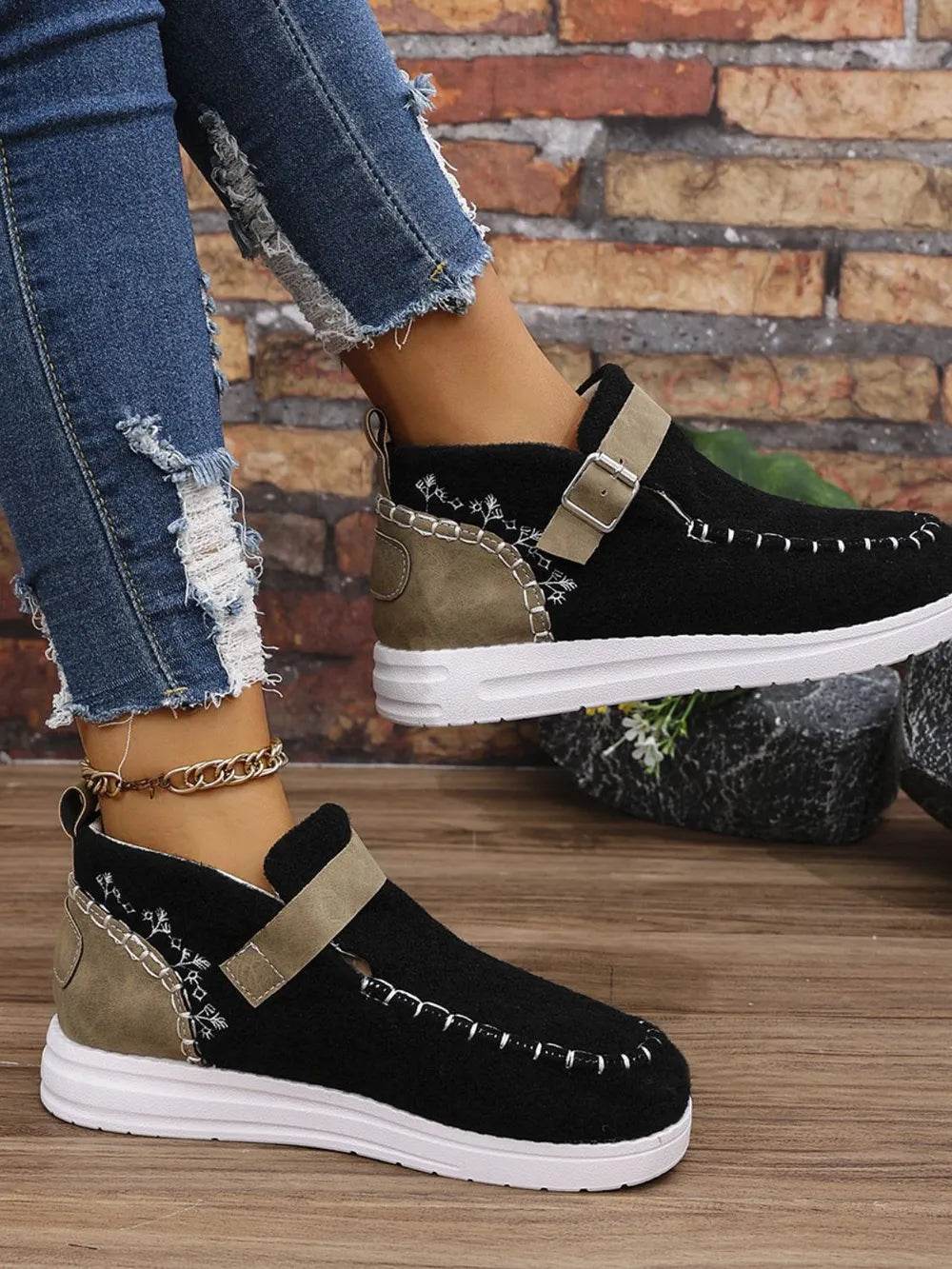 Contrast Round Toe Buckle Sneakers - Tredona LLC