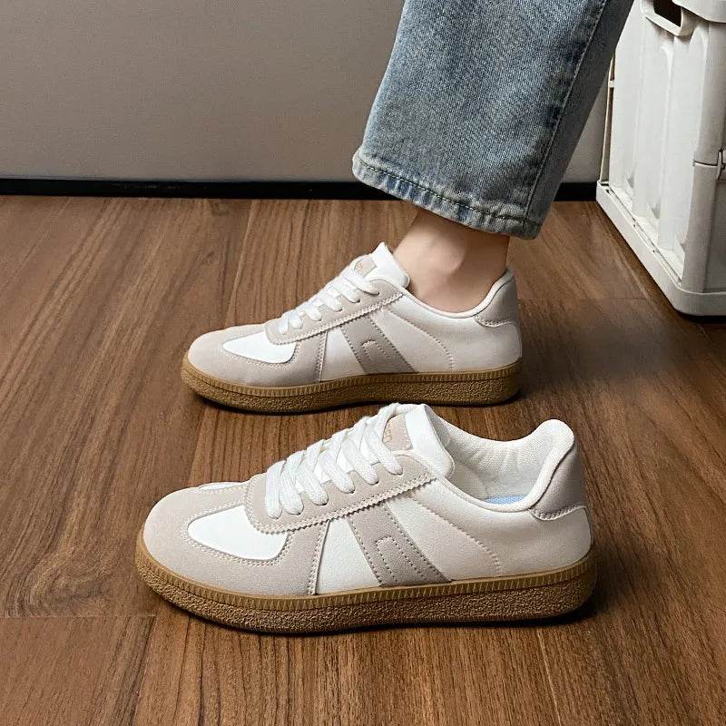 Contrast Flat Sneakers - Tredona LLC
