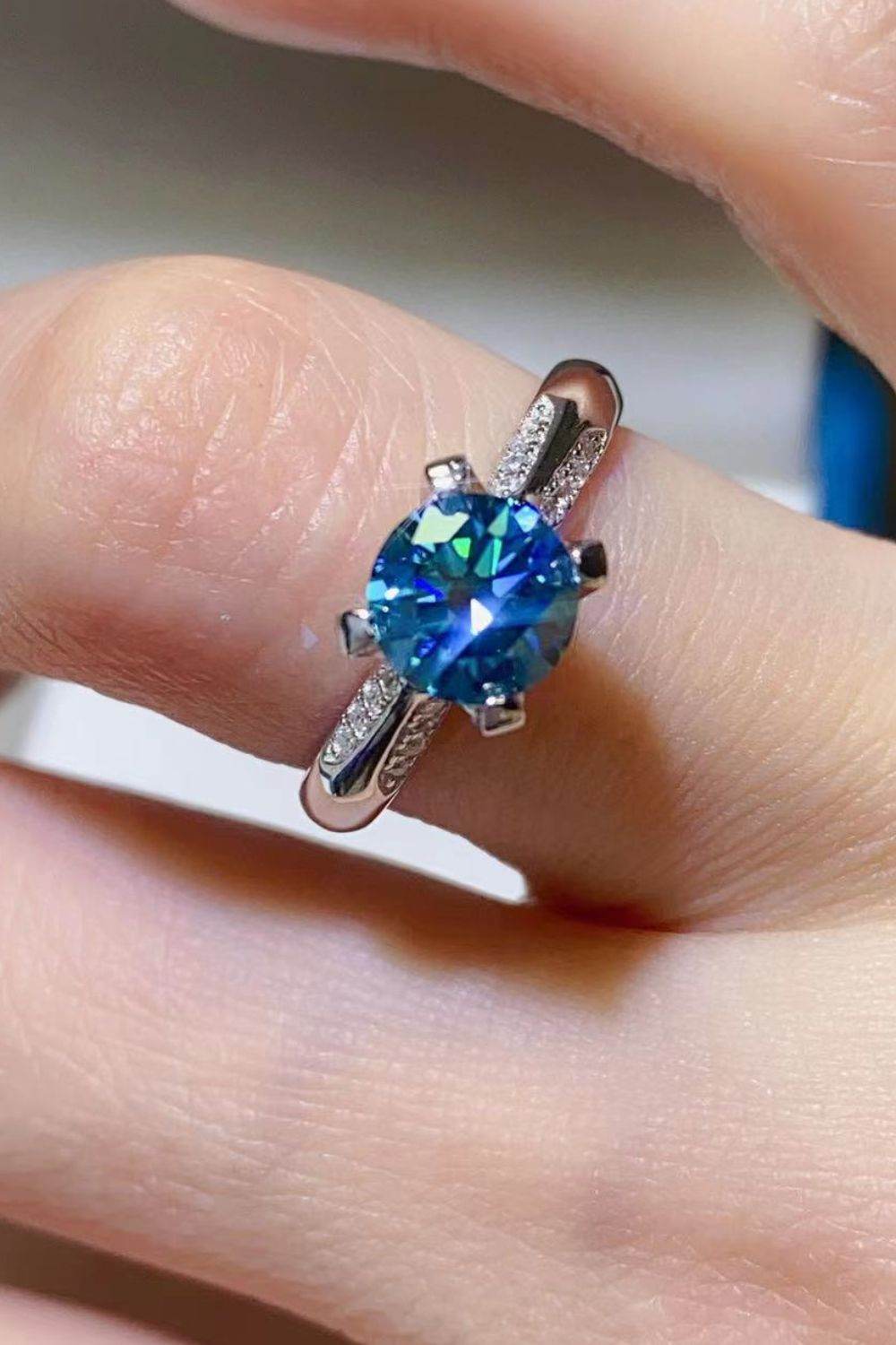 1 Carat Moissanite 4-Prong Ring - Tredona LLC