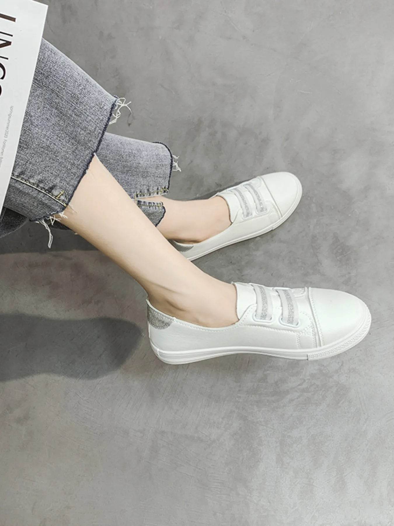 Round Toe Flat Sneakers - Tredona LLC