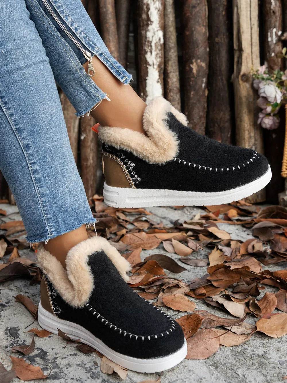 Furry Suede Round Toe Flat Sneakers - Tredona LLC