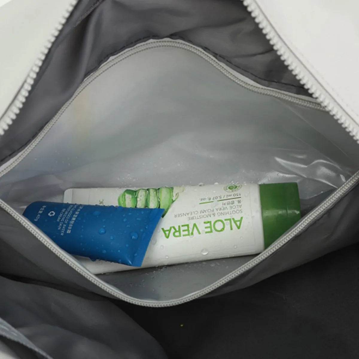 Nylon Solid Travel Bag - Tredona LLC