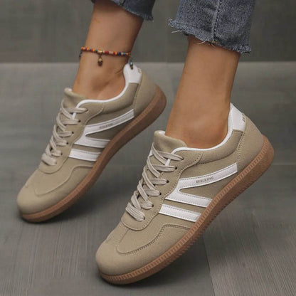 Contrast Lace Up Round Toe Sneakers - Tredona LLC