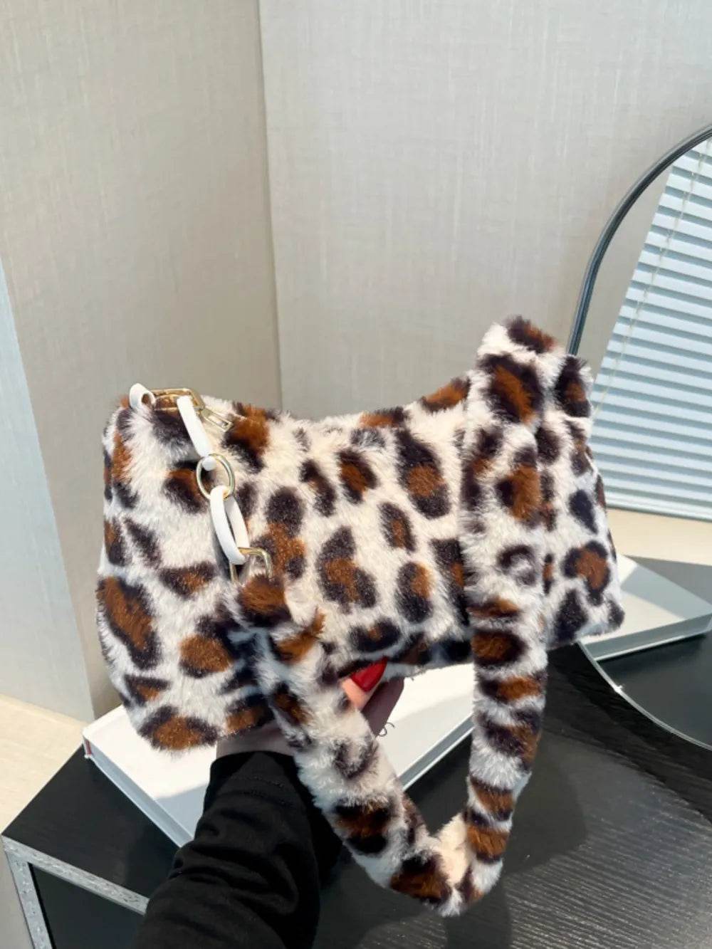 Leopard Fluff Shoulder Bag - Tredona LLC
