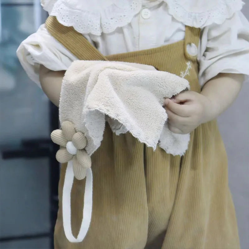 2025 New Dirt Resistant Hand Towel Flower Bear Children's Hand Washing And Cleaning Soft Quick Drying Small Towel Handkerchief