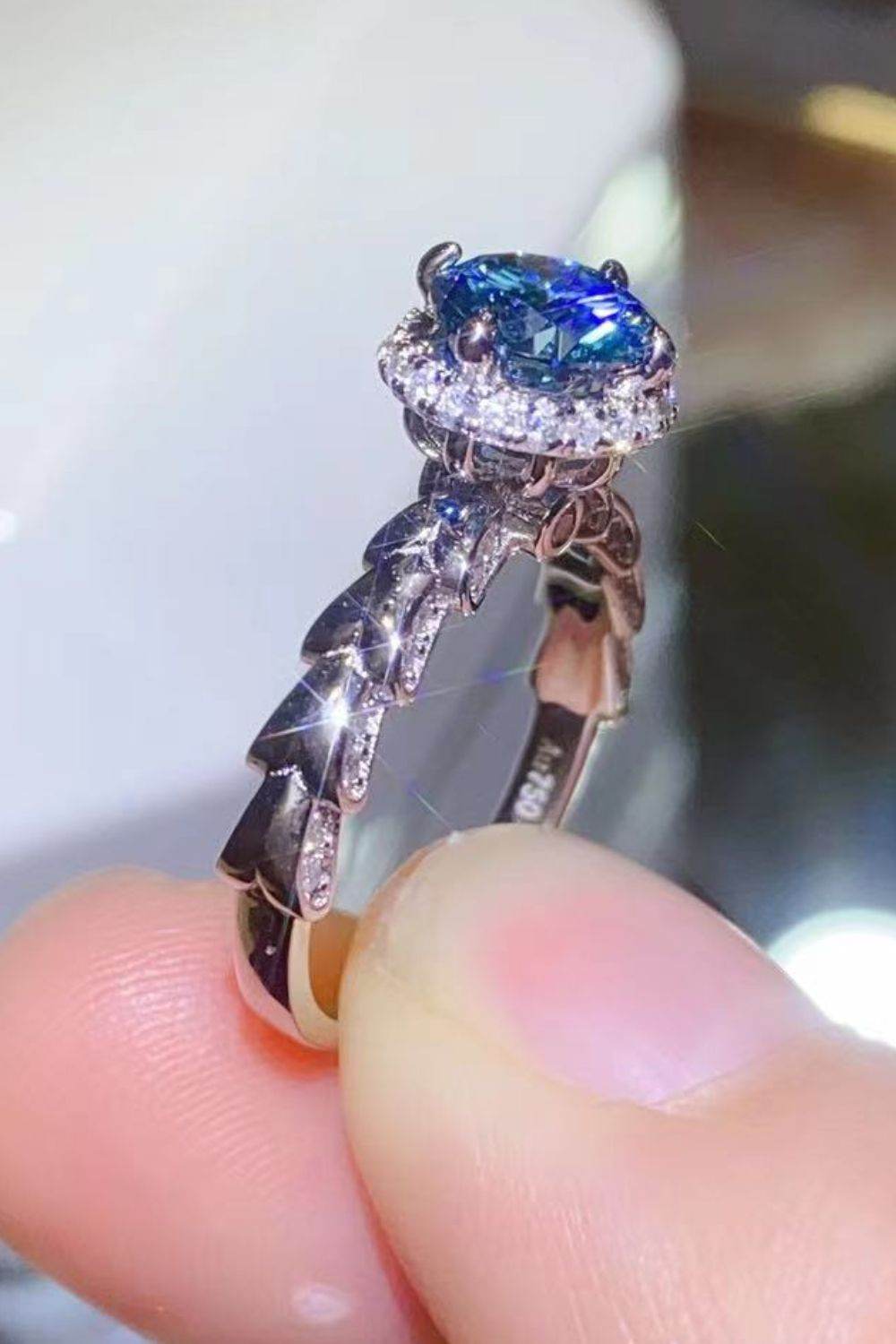 925 Sterling Silver 1 Carat Moissanite Cluster Ring - Tredona LLC