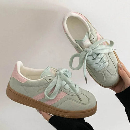 Contrast Round Toe Flat Sneakers - Tredona LLC