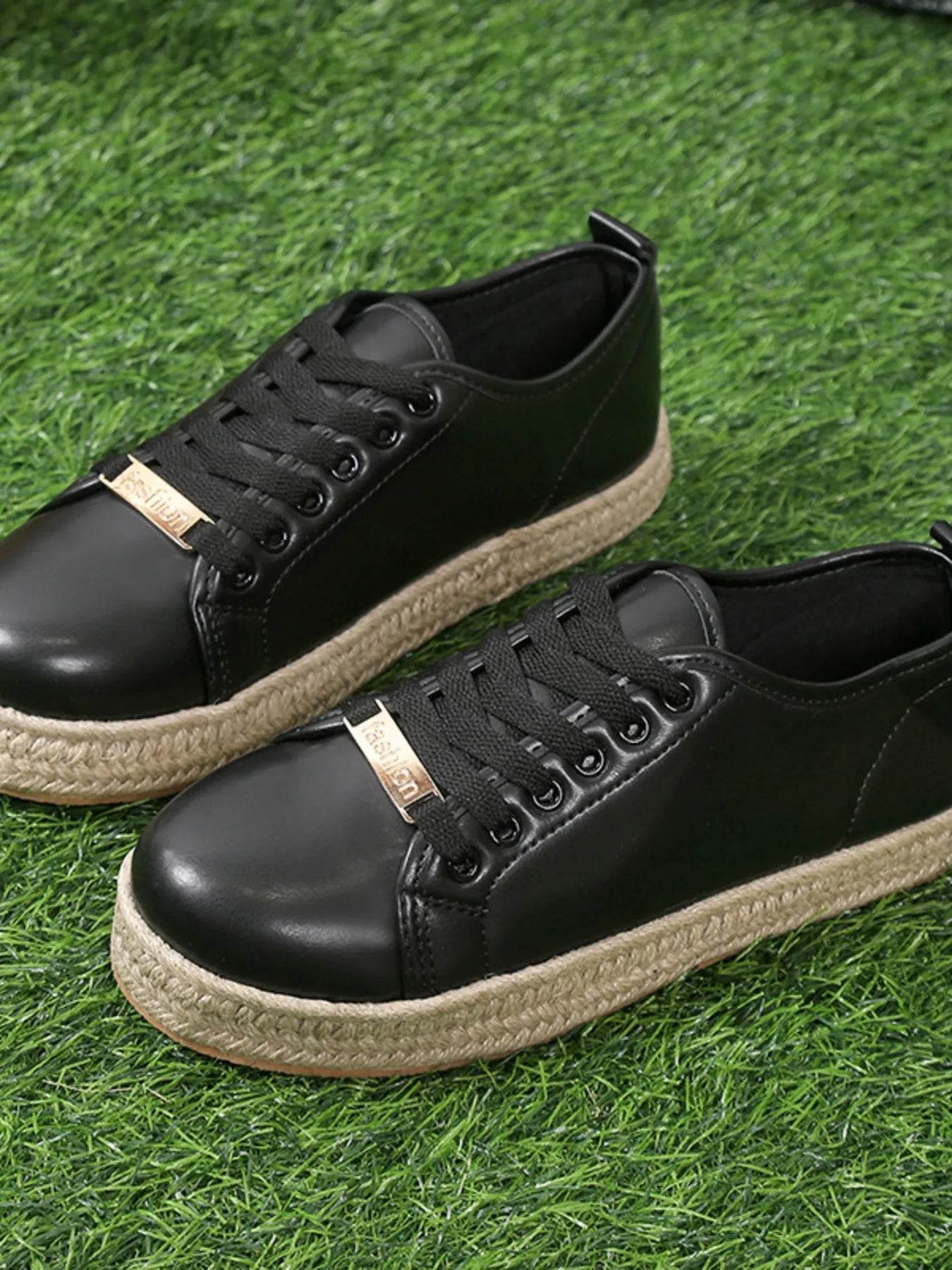 Round Toe Platform Sneakers - Tredona LLC