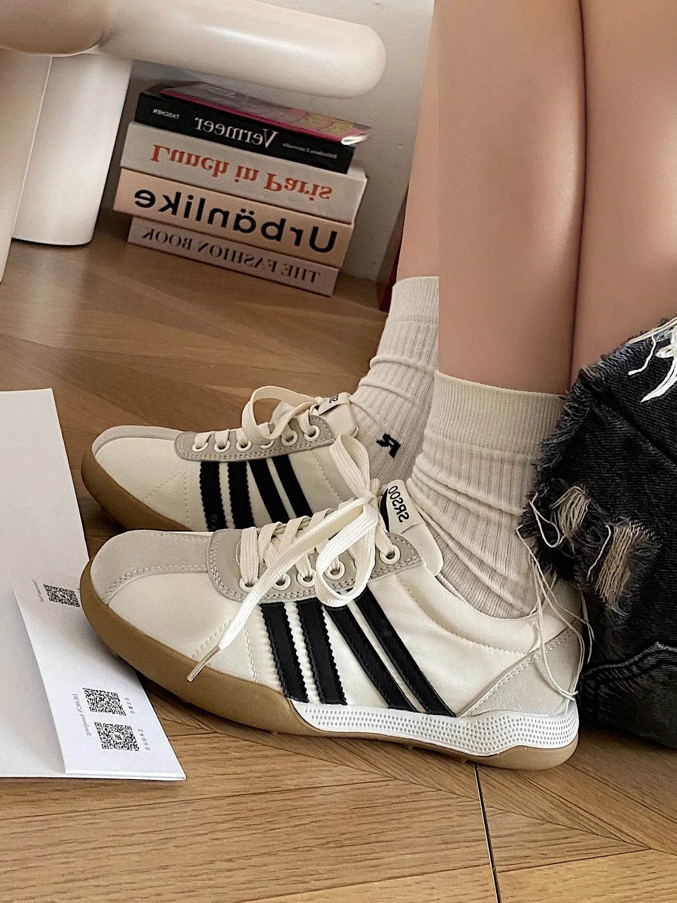 Striped Lace Up Sneakers - Tredona LLC