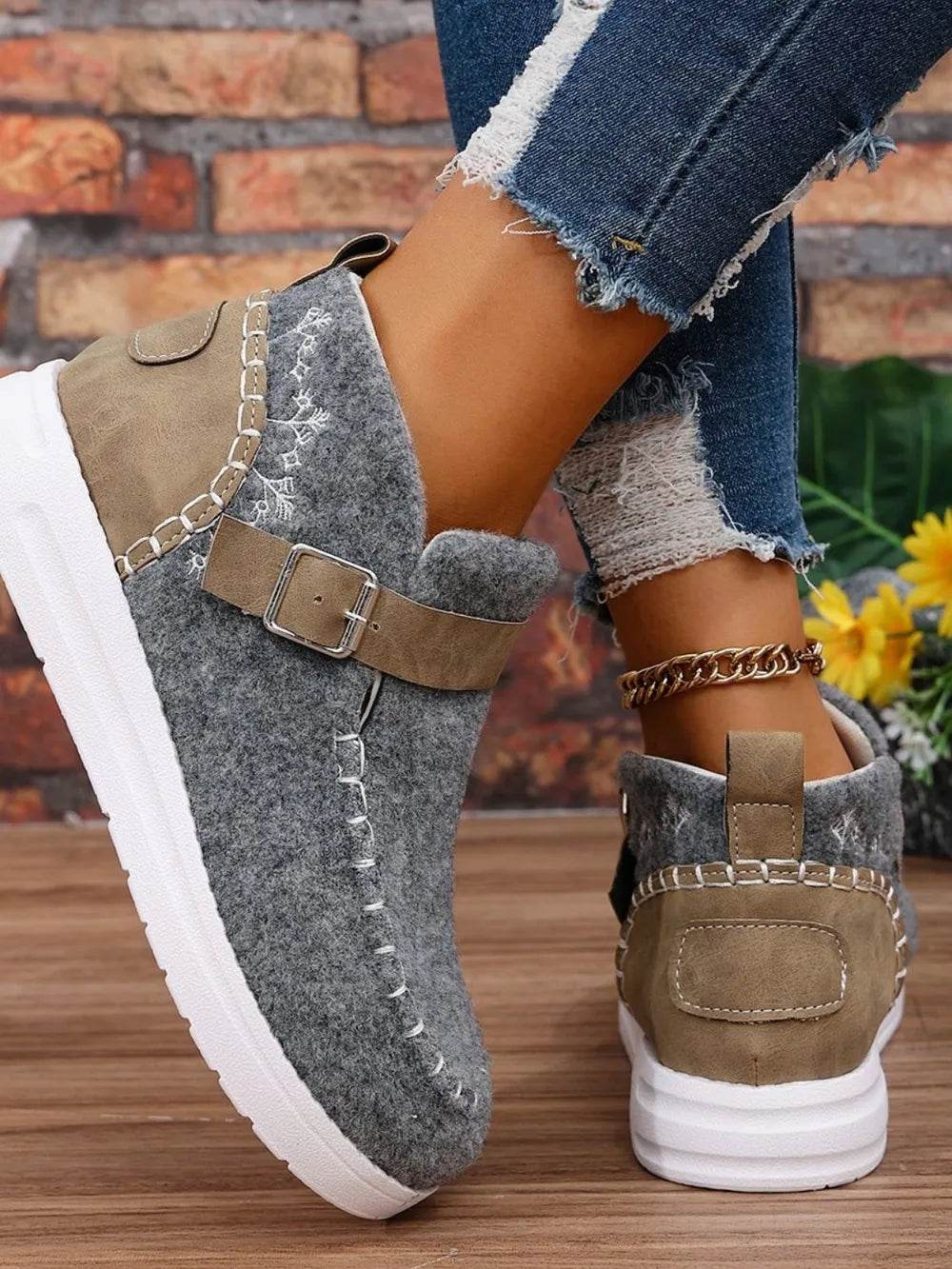 Contrast Round Toe Buckle Sneakers - Tredona LLC